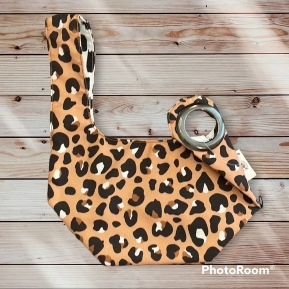 Leopard Reversible storage bag - Picture 1 of 4